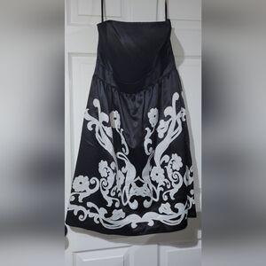 B Black White Floral Applique Fit & Flare Satin Dress 12  #4S